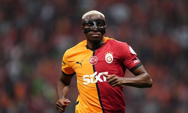 Osimhen'den ek süre talebi! Galatasaray ve transfer... 15 Osimhen'den ek süre talebi! Galatasaray ve transfer...- Futbol