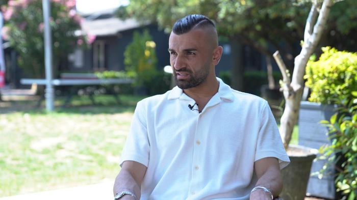 ÖZEL | Fenerbahçe için havaalanından dönen Serdar Dursun anlattı: Ali Koç aradı! 'Kimseye yaranamazsın' | Olay itiraflar: 'Yüzü masum ama çakal...' 31 ÖZEL | Fenerbahçe için havaalanından dönen Serdar Dursun anlattı: Ali Koç aradı! 'Kimseye yaranamazsın' | Olay itiraflar: 'Yüzü masum ama çakal...'- Futbol
