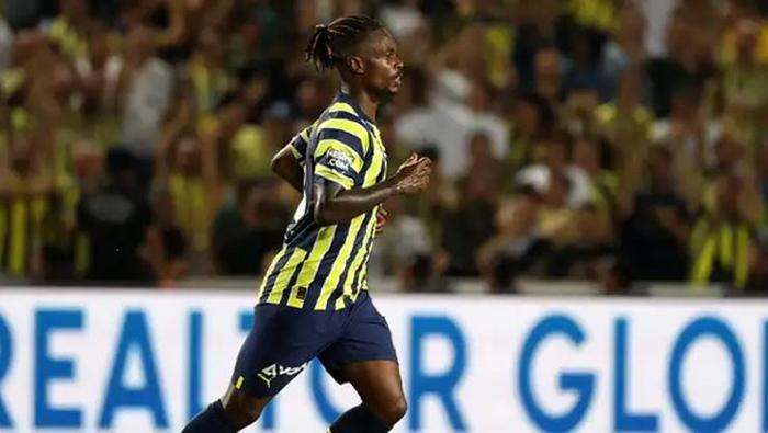ÖZEL | Fenerbahçe'nin jokeri geri dönüyor: Jose Mourinho kararını verdi! 'Şampiyonluk yarışı beni hırslandırıyor' 25 ÖZEL | Fenerbahçe'nin jokeri geri dönüyor: Jose Mourinho kararını verdi! 'Şampiyonluk yarışı beni hırslandırıyor'- Futbol