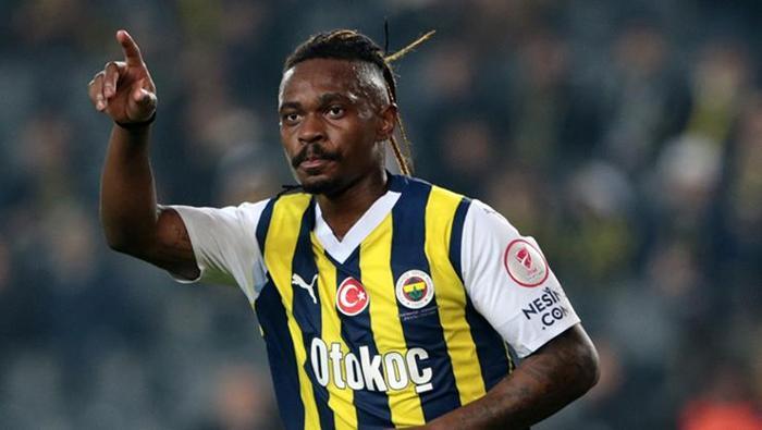 ÖZEL | Fenerbahçe'nin jokeri geri dönüyor: Jose Mourinho kararını verdi! 'Şampiyonluk yarışı beni hırslandırıyor' 21 ÖZEL | Fenerbahçe'nin jokeri geri dönüyor: Jose Mourinho kararını verdi! 'Şampiyonluk yarışı beni hırslandırıyor'- Futbol