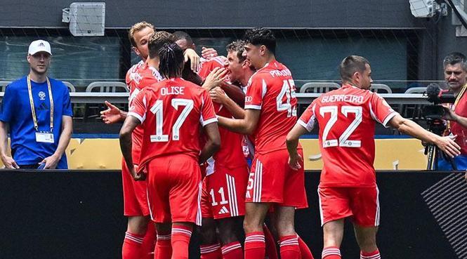 (ÖZET) Sacha Boey sahneye çıktı! Bayern Münih tarihi farkla kazandı | Bayern Münih - Auckland City maç sonucu: 10-0 21 (ÖZET) Sacha Boey sahneye çıktı! Bayern Münih tarihi farkla kazandı | Bayern Münih - Auckland City maç sonucu: 10-0- Futbol