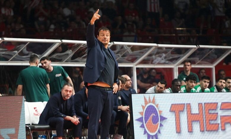 Panathinaikos Başantrenörü Ergin Ataman'dan Olympiakos taraftarına sert tepki! 11 Panathinaikos Başantrenörü Ergin Ataman'dan Olympiakos taraftarına sert tepki!- Diğer Haberler