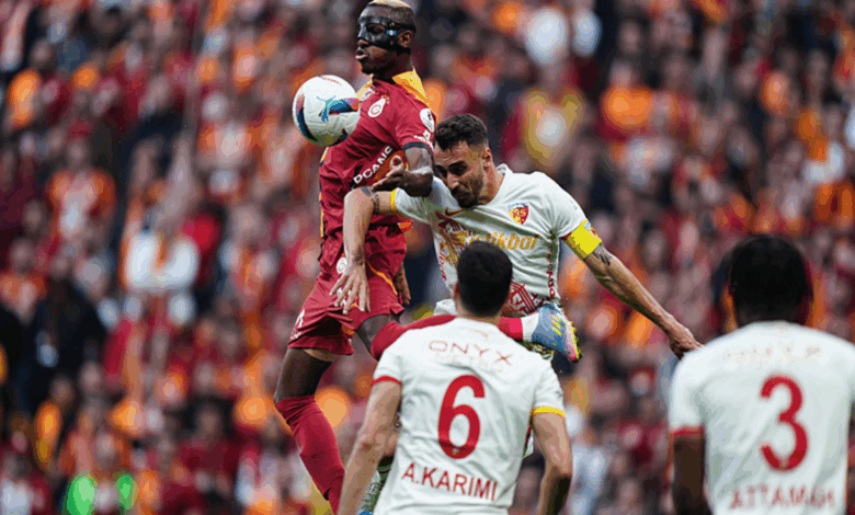Sağ bek hamlesi 11 Sağ bek hamlesi- Futbol