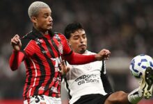 Sambacılar imzaya geldi- Futbol