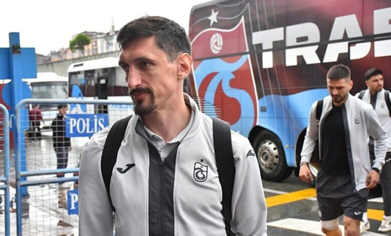 Savic ayrılmıyor 11 Savic ayrılmıyor- Futbol