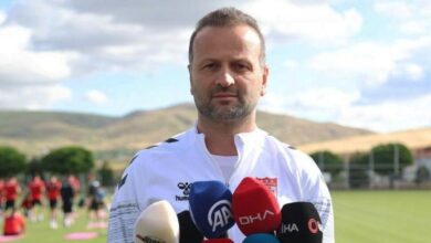 Sivasspor Osman Zeki Korkmaz'dan Rey Manaj açıklaması: Kötü günleri arkada bırakacağız- Futbol