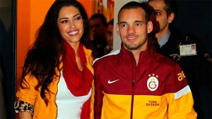 Sneijder'in eski eşi Yolanthe Cabau'dan Türkçe mesaj! Türkiye'yi unutmadı 19 Sneijder'in eski eşi Yolanthe Cabau'dan Türkçe mesaj! Türkiye'yi unutmadı- Futbol