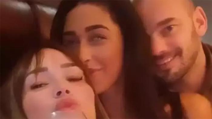 Sneijder'in eski eşi Yolanthe Cabau'dan Türkçe mesaj! Türkiye'yi unutmadı 20 Sneijder'in eski eşi Yolanthe Cabau'dan Türkçe mesaj! Türkiye'yi unutmadı- Futbol