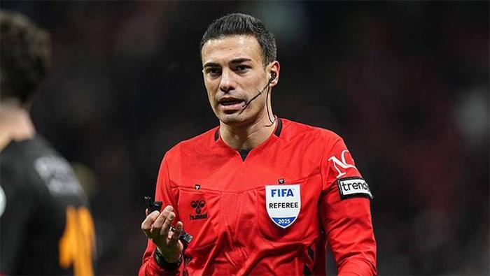 Süper Lig'de hakemler ne kadar kazanıyor? Maaşlar ortaya çıktı: Yerli-yabancı hakemler arasında uçurum var- Futbol