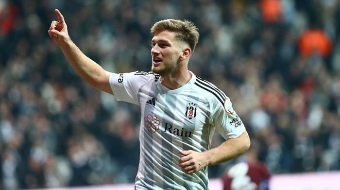 Süper Lig'in en değerli futbolcusu açıklandı! Protesto edilmişti, piyasa değeri hayrete düşürdü... 26 Süper Lig'in en değerli futbolcusu açıklandı! Protesto edilmişti, piyasa değeri hayrete düşürdü...- Futbol
