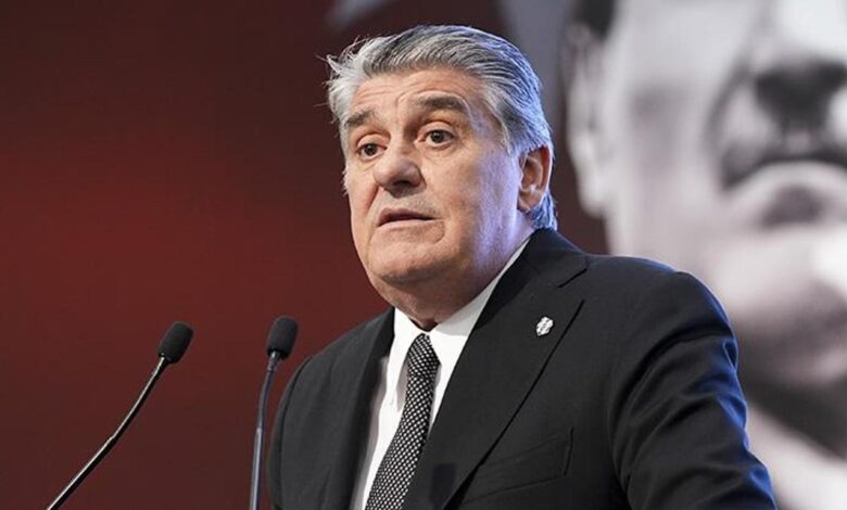 Taraftarlar ile Serdal Adalı arasında transfer sohbeti: 20 dakika oynasın yeter 11 Taraftarlar ile Serdal Adalı arasında transfer sohbeti: 20 dakika oynasın yeter- Futbol