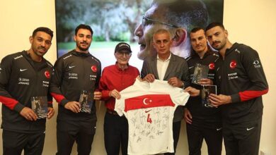 TFF Başkanı İbrahim Hacıosmanoğlu ve Merih Demiral'dan Aziz Sancar'a ziyaret- Futbol