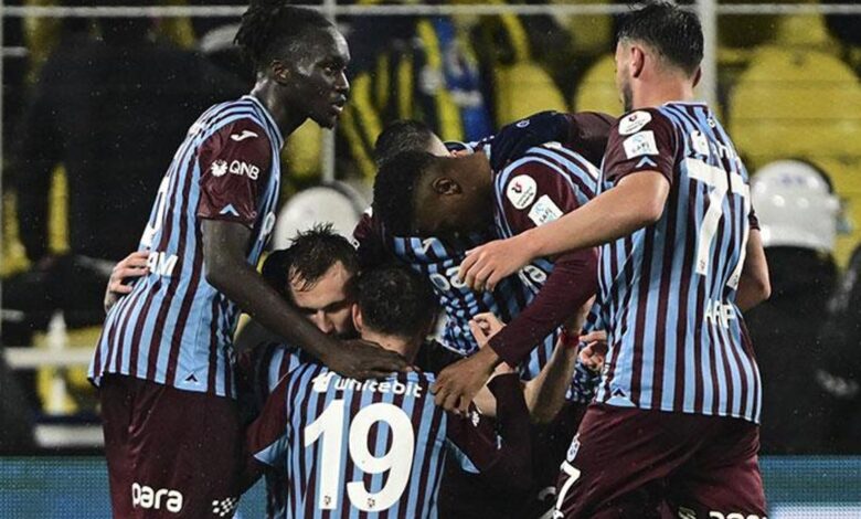 Trabzonspor'da yaprak dökümü! 2 yıldıza talip çıktı 13 Trabzonspor'da yaprak dökümü! 2 yıldıza talip çıktı- Futbol