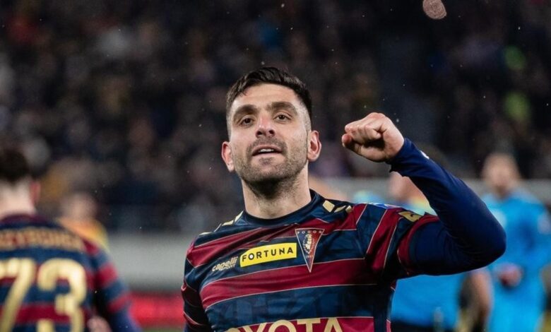 TRANSFER HABERİ - Beşiktaş'tan gol kralı Efthimis Koulouris'e teklif! 12 TRANSFER HABERİ - Beşiktaş'tan gol kralı Efthimis Koulouris'e teklif!- Beşiktaş