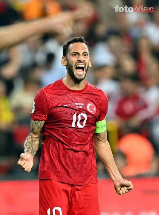 TRANSFER HABERİ | Hakan Çalhanoğlu favori o yıldız plase! İşte Galatasaray'ın orta saha planı- Futbol