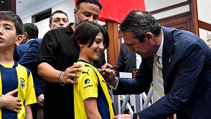 Usta isimden Fenerbahçe Başkanı Ali Koç'a çok sert eleştiri: 'Bir çuval inciri berbat etti' | 'Fenerbahçe’de bir ilk daha yaşandı'- Futbol