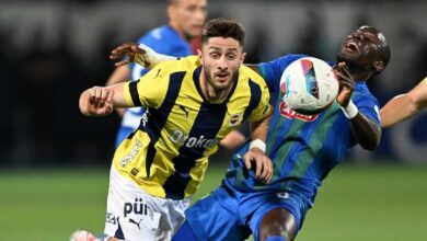 Yüksek takımda kalıyor- Fenerbahçe