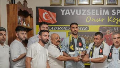 Zeki Çelik, futbola başladığı takımı unutmadı! Ekipman desteği- Diğer Haberler