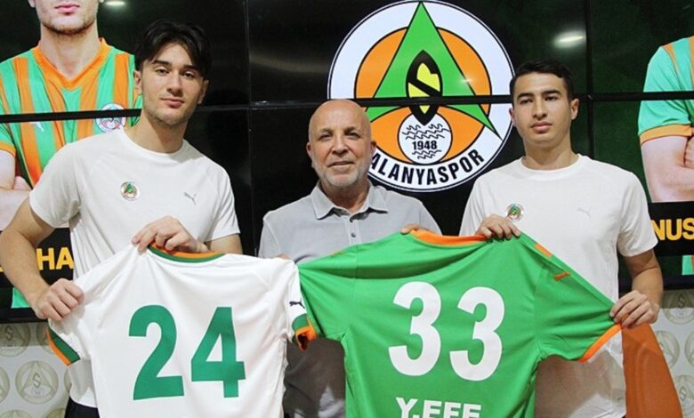 Alanyaspor’da imza şov 12 Alanyaspor’da imza şov- Alanyaspor