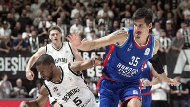 Anadolu Efes ABD'li basketbolcu Willis ile yollarını ayırdı- Fenerbahçe
