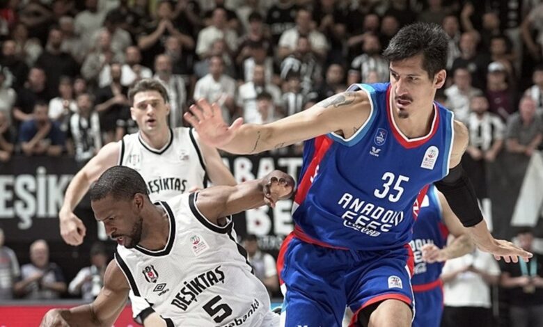 Anadolu Efes ABD'li basketbolcu Willis ile yollarını ayırdı 11 Anadolu Efes ABD'li basketbolcu Willis ile yollarını ayırdı- Fenerbahçe