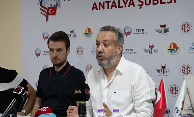 Antalyaspor Başkanı Sinan Boztepe görevini bıraktığını açıkladı 11 Antalyaspor Başkanı Sinan Boztepe görevini bıraktığını açıkladı- İtalya Serie A