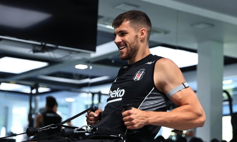 Beşiktaş'ın yeni sezon hazırlıkları sürüyor 11 Beşiktaş'ın yeni sezon hazırlıkları sürüyor- Futbol