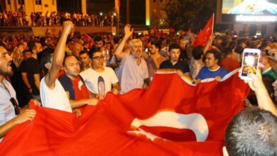 "Bu vatana sımsıkı sarılmamız lazım"- Diğer Haberler