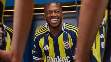 Fenerbahçe yeni sezonun formalarını tanıttı- Futbol