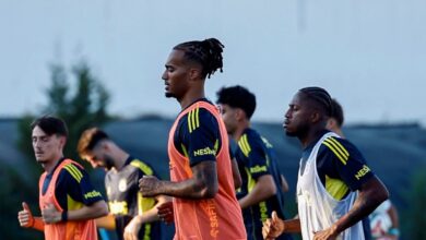 Fenerbahçe'de Archie Brown ve Tarık Çetin ilk antrenmanlarına çıktı!- Futbol