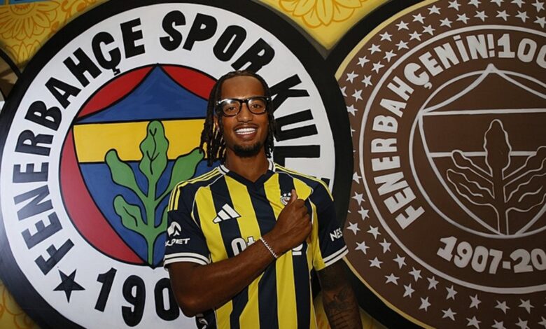 Fenerbahçe'den Milan'a Archie Brown göndermesi! 11 Fenerbahçe'den Milan'a Archie Brown göndermesi!- Futbol