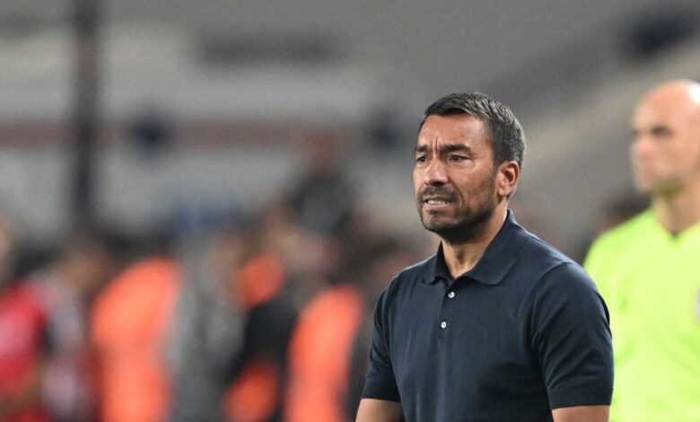 Giovanni van Bronckhorst Liverpool'un yardımcı antrenörü oldu 11 Giovanni van Bronckhorst Liverpool'un yardımcı antrenörü oldu- Başakşehir