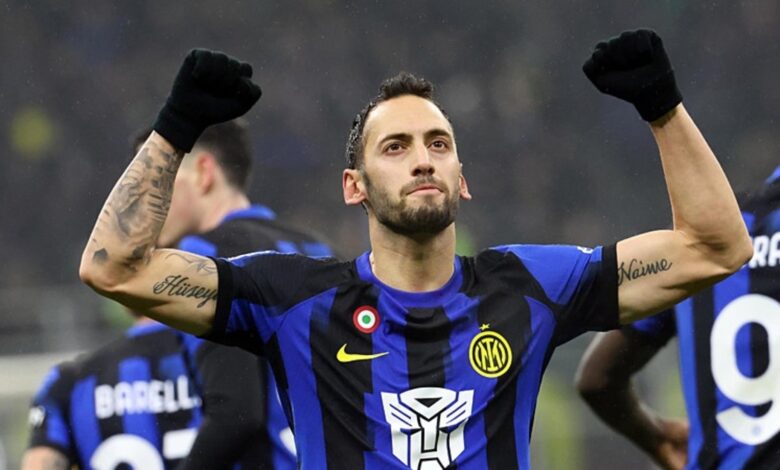 Hakan Çalhanoğlu Galatasaray için masaya oturuyor! O rakama transferi bitirecek 18 Hakan Çalhanoğlu Galatasaray için masaya oturuyor! O rakama transferi bitirecek- Futbol