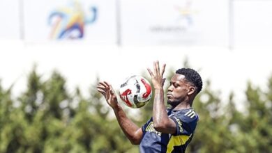 Jhon Duran Fenerbahçe'de ilk antrenmanına çıktı- Fenerbahçe
