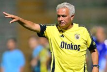 Jose Mourinho'dan Fenerbahçe yönetimine ültimatom: Transfer sözleri! 'Karmaşık bir gerçeklik, henüz fazla futbolcu katılmadı'- Futbol