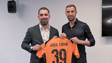 Kartal’ın rakibi Arda Turan- Beşiktaş