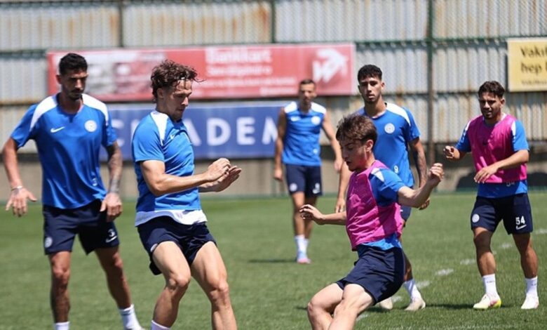 Rizespor’da sıkı çalışma 11 Rizespor’da sıkı çalışma- Futbol