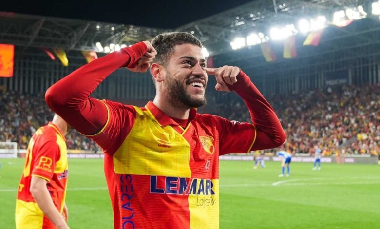 Romulo riske edilmiyor 11 Romulo riske edilmiyor- Futbol