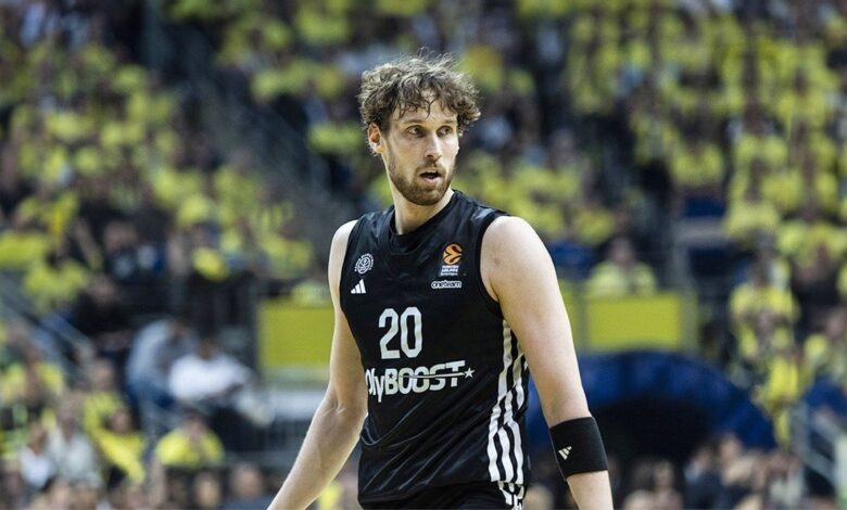 Şampiyona Fin forvet 11 Şampiyona Fin forvet- Fenerbahçe
