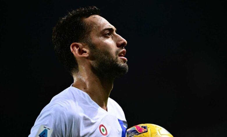 TRANSFER HABERİ - Galatasaray'dan Hakan Çalhanoğlu için yeni karar! Inter'deki kriz sonrası... 17 TRANSFER HABERİ - Galatasaray'dan Hakan Çalhanoğlu için yeni karar! Inter'deki kriz sonrası...- Futbol