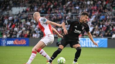 Ernest Muçi kenara geldi- Beşiktaş