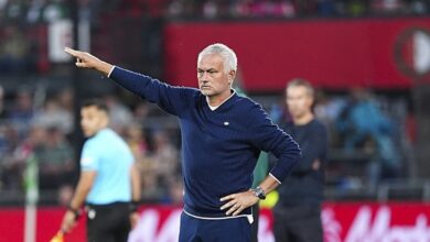 Mourinho'dan rövanş maçı için değişiklik kararı! Yıldız isim ilk 11'e dönüyor- Diğer Haberler