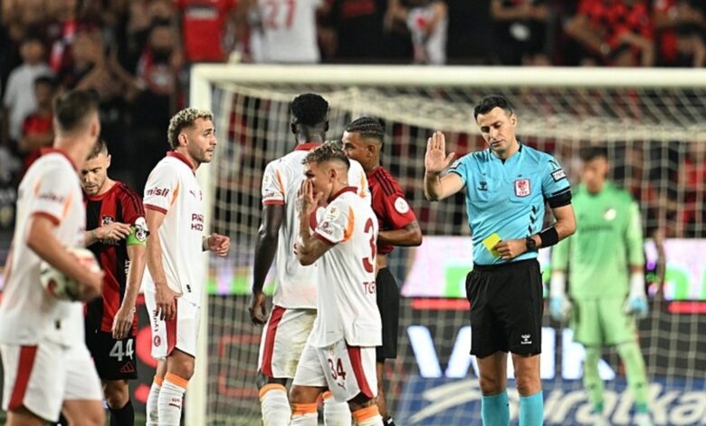 Usta yazardan Galatasaray maçında hakem eleştirisi: Şansalan sezona formsuz girdi!- Galatasaray