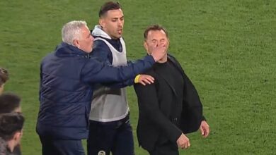 Galatasaray’da Okan Buruk’tan Mourinho itirafı: Oyuncu gibiydim, biraz abarttım! 21 Galatasaray’da Okan Buruk’tan Mourinho itirafı: Oyuncu gibiydim, biraz abarttım!- Diğer Sporlar